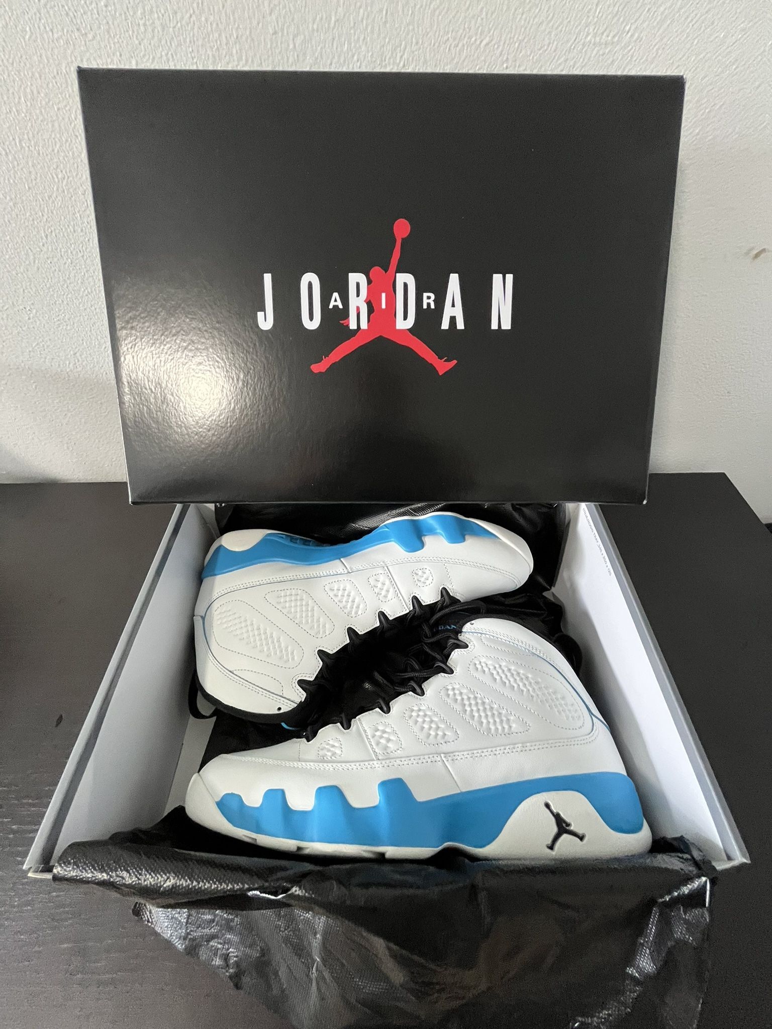 Air Jordan 9 Retro
