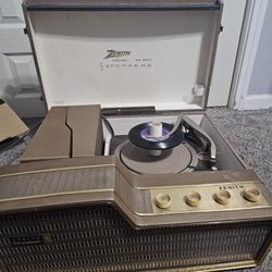 Vintage Zenith Record Player 5 Speaker System 