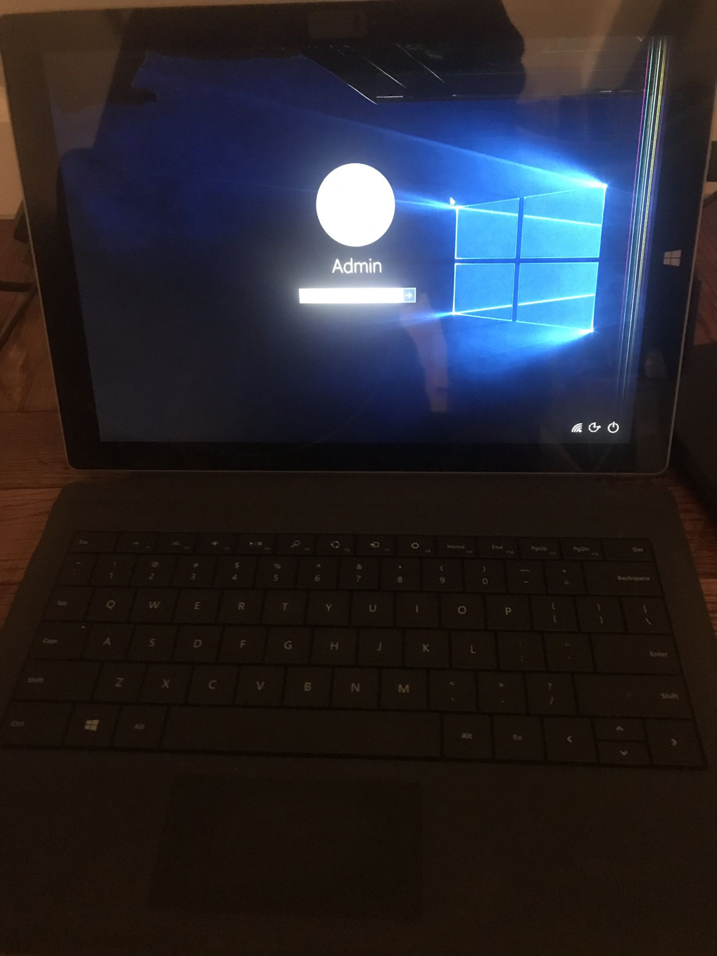 Microsoft Surface Pro 3 tablet (i7 processor ) - factory reset & screen damaged
