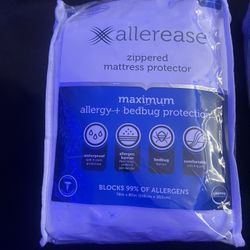 Allerease Maximum Zippered Mattress Protector – King Size