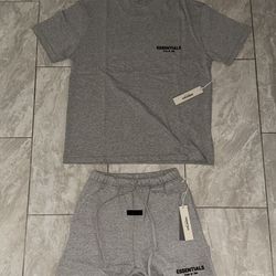 Essentials t-shirt and shorts set