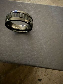 New mens ring stainless steel size 9 never used