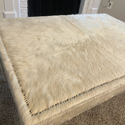 Off white Animal Hair Table 