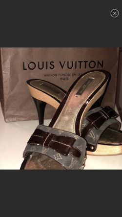 LOUIS VUITTON Stiletto Sandals