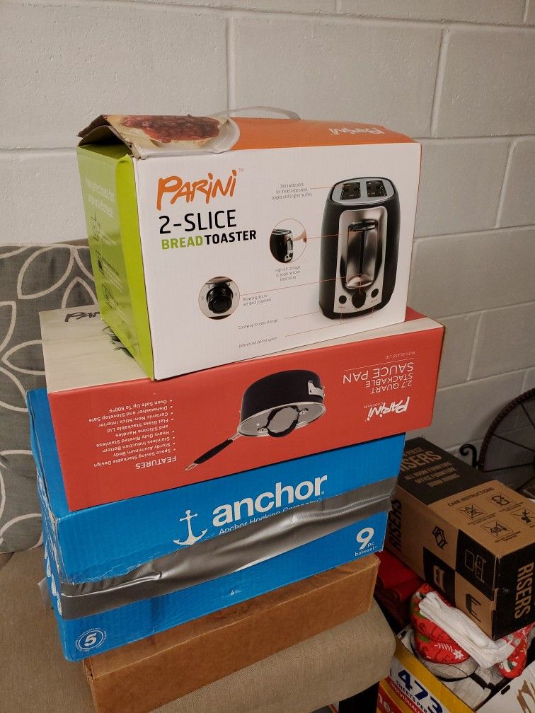 Kitchen Ware Never Used