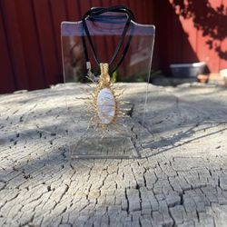 Handmade blue lace agate Wire Necklace 