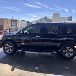 2005 Nissan Armada