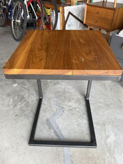 Room and Board Portica C-Table
