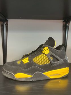 Air Jordan 4 Retro Thunder