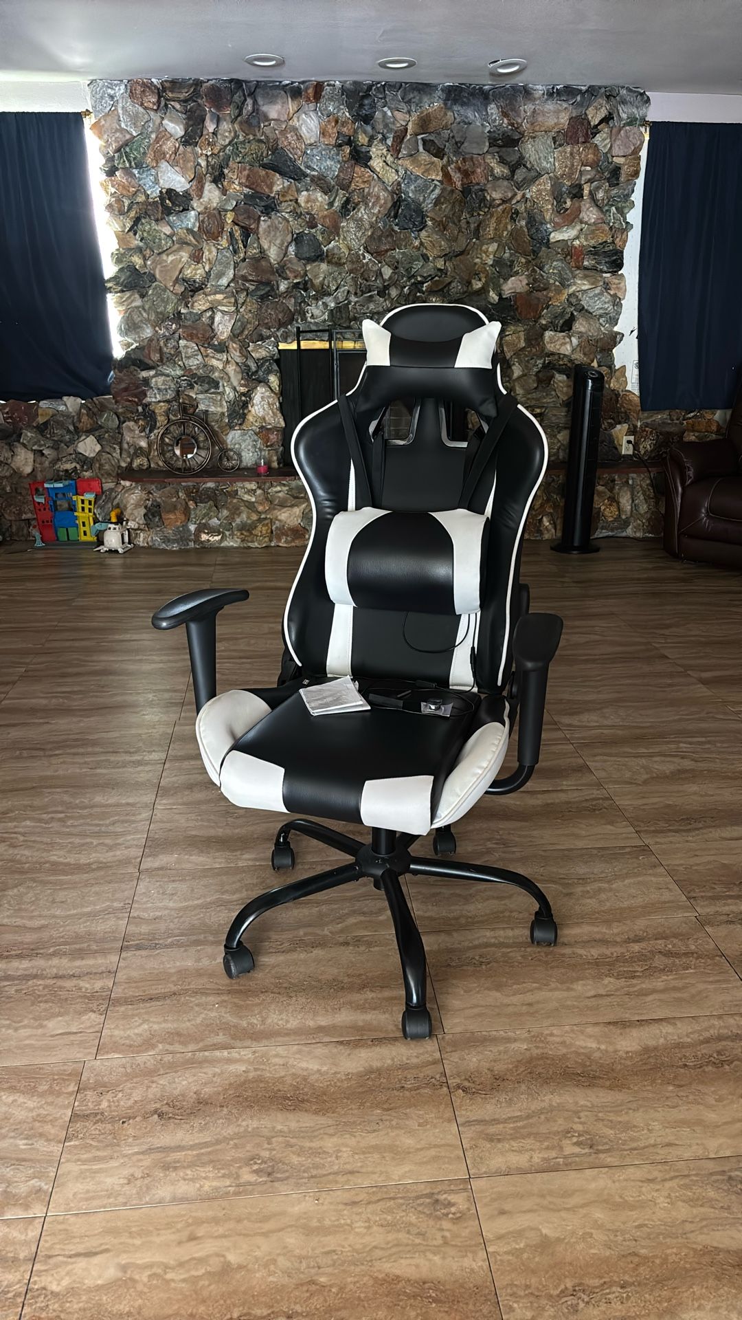 Gaming Vibrating Chair It Has It’s Cable