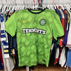 The Celtic Rootball club soccer jersey