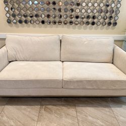 Modern Sofa / Couch – Excellent Condition 