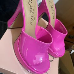 Size 6.5 Pink Wild Pair Heels