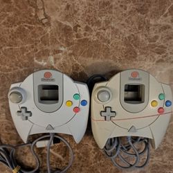 Sega Dream Cast Controllers ✨️ 