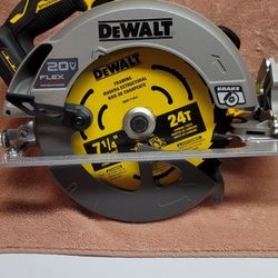 Dewalt Circular Saw