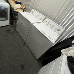 KENMORE GAS DRYER AND TOP LOAD WASHER WITH AGITATOR 