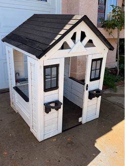 All wood play house