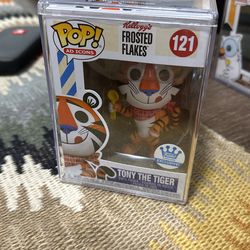 Tony The Tiger Funko Pop Exclusive With Case