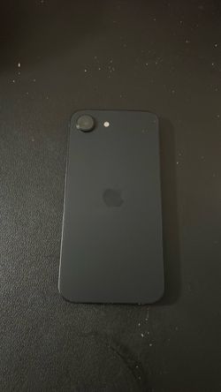 iPhone 16e black
