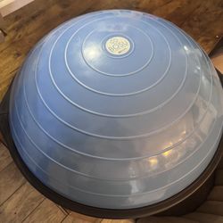 Bosu balance Trainer