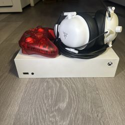 [512 GB] Xbox Series S Bundle