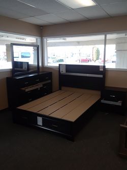 Is queen bedroom set queen bedframe dresser Mara and nightstand