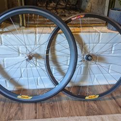 Velocity Deep V 650c Ultegra Hubs for Sale in Seattle, WA OfferUp