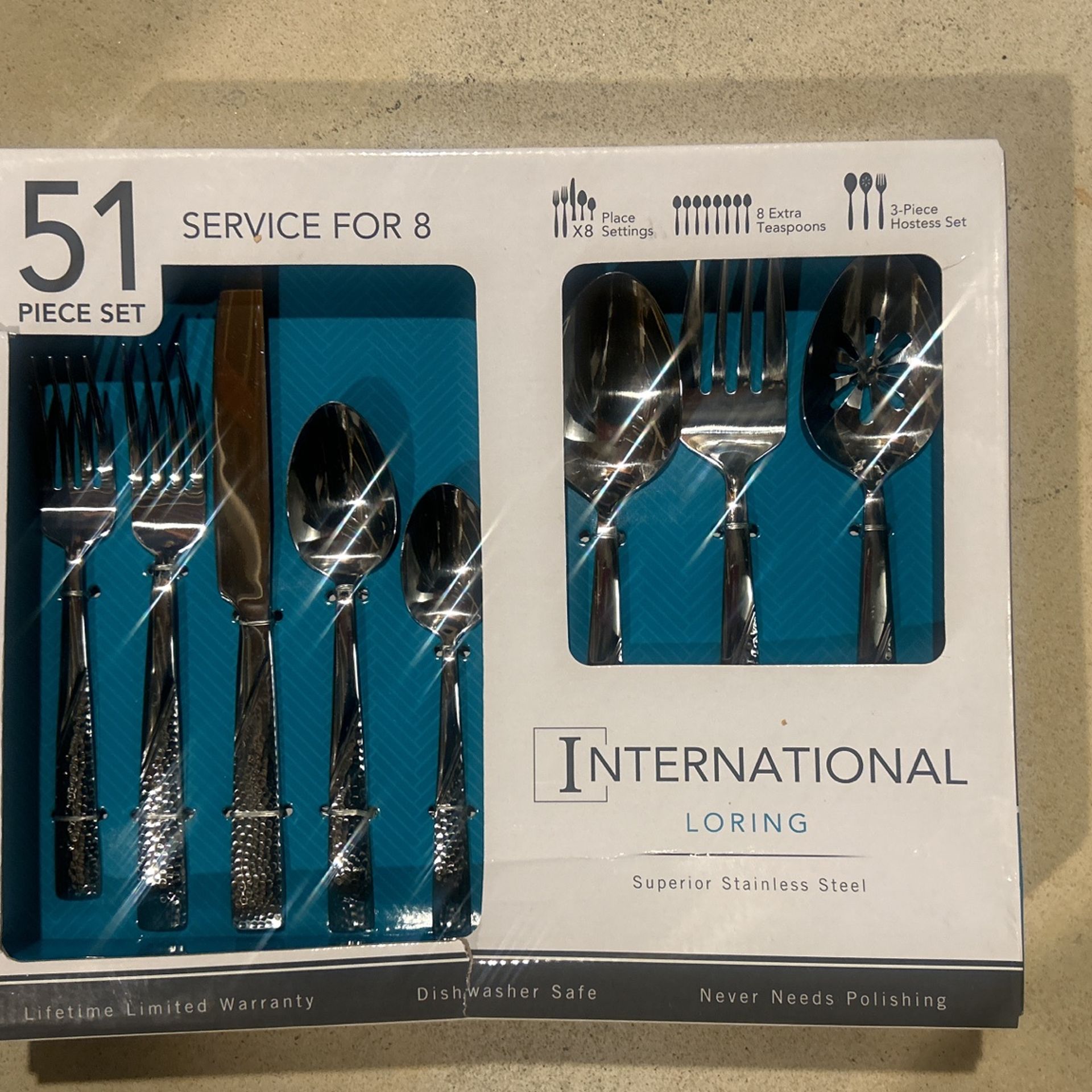 Brand New 51 Pieces Silverware Service For 8