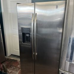 Ge Side By Side Refrigerator Used 90 Days warranty 