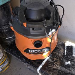 New shop vacuum
