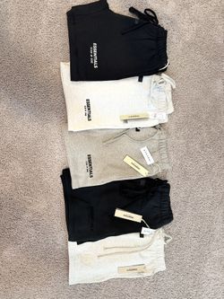 Essentials Short
