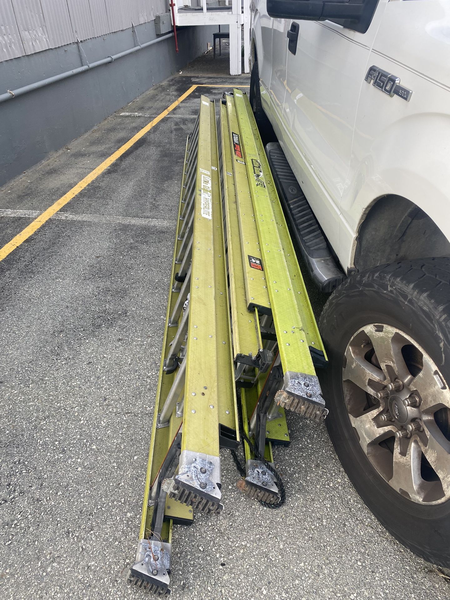 24’ Extensión Ladder