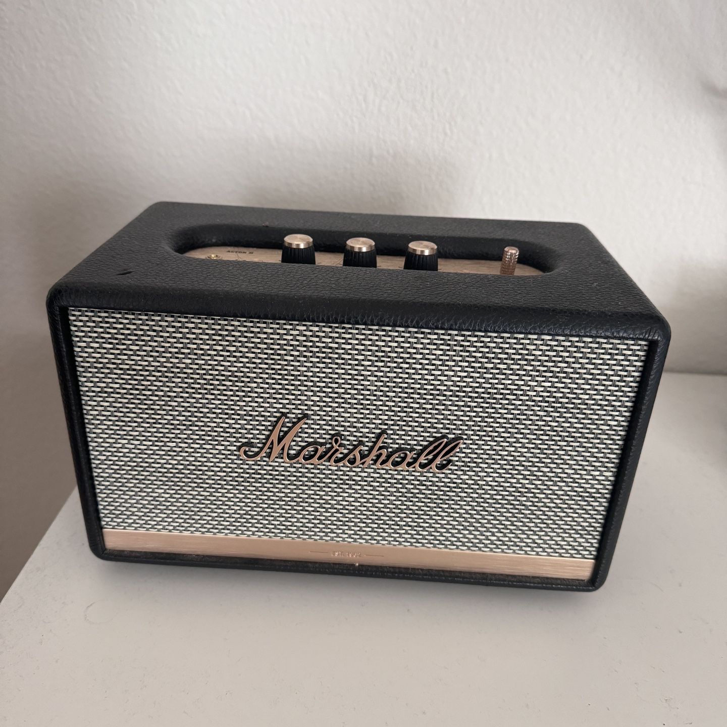 Marshall speaker