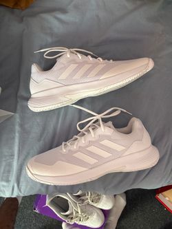 Size 13 tennis shoes brand new