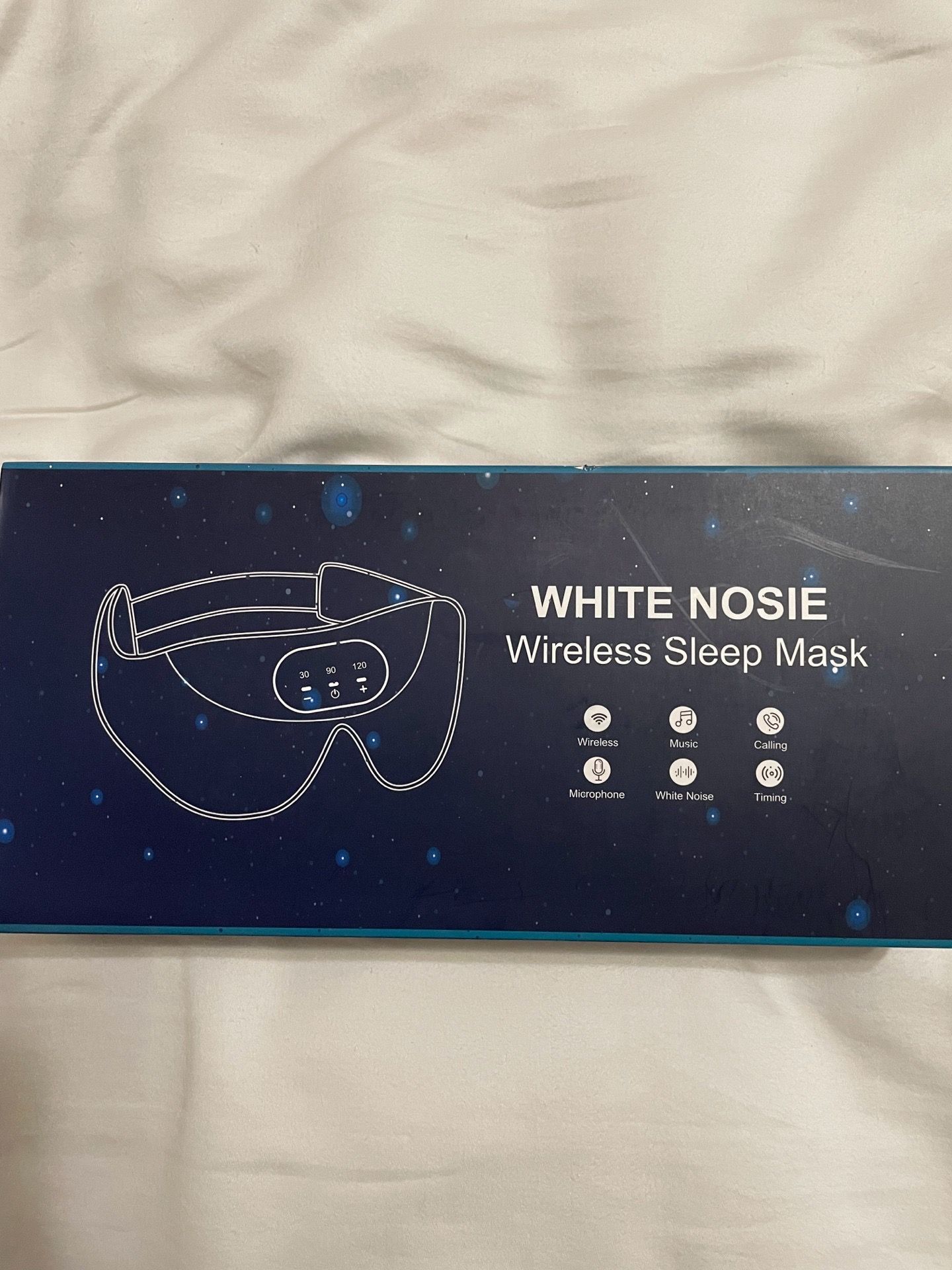 Wireless sleep mask with white noise