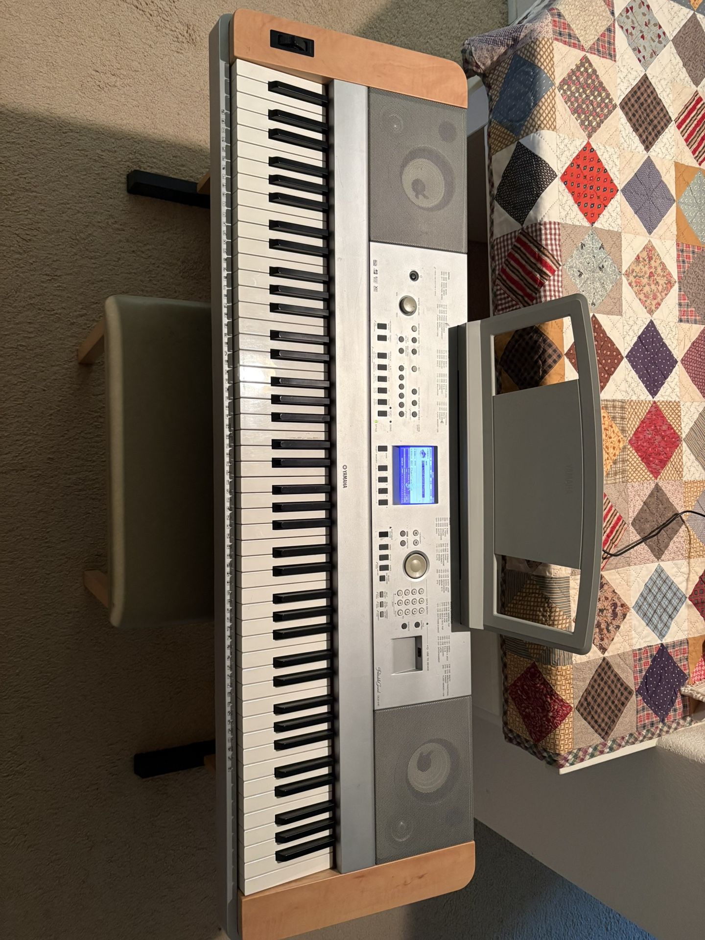 Yamaha DGX-640 Digital ‘Grand’ Piano