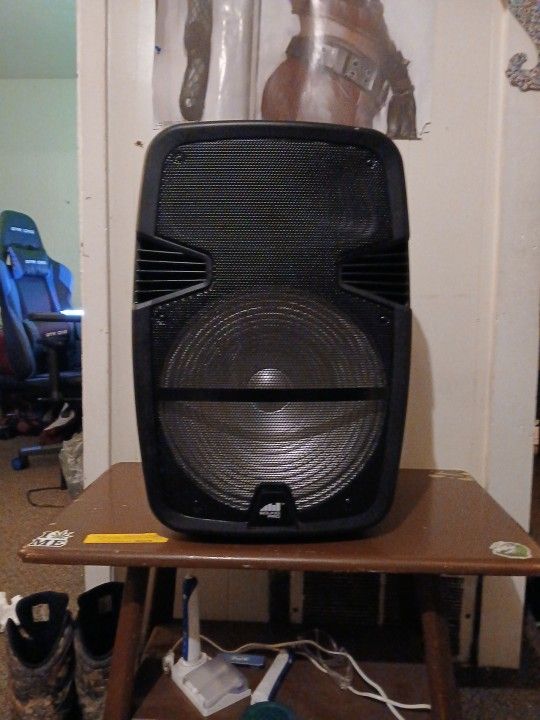 Sound Pro 15 In Sub Party Speaker Lights Up And Has Many Options