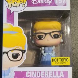 Funko pop Disney Cinderella Hot Topic exclusive