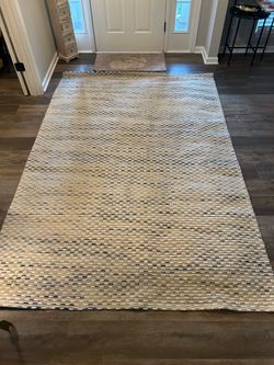 6’ x 9’ Woven Area Rug