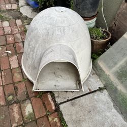 Extra large Dogloo dog house 