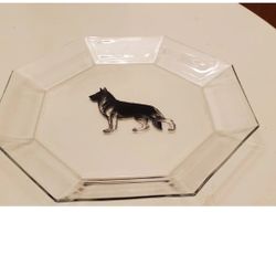 GERMAN SHEPARD PLATES SET 2 NEW