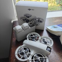 DJI Neo Fly More Combo 
