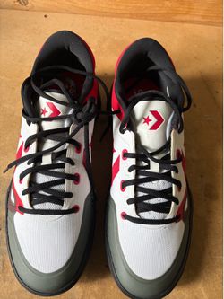 Converse tennis shoes