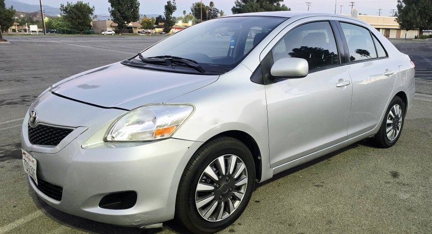 2012 Toyota Yaris