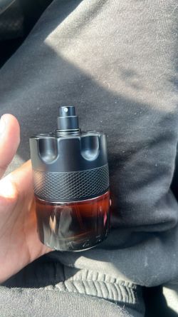 cologne(azzaro)