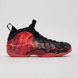 Stranger Things Nike Foamposite 