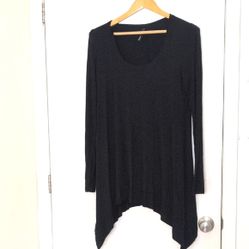 ARIELLA BLACK BLOUSE SIZE MEDIUM