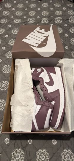 Air Jordan 1 High OG Mauve – Size 10 – Brand New