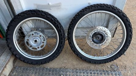 XR650L front and rear wheel