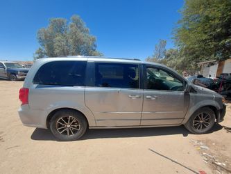 2017 dodge caravan